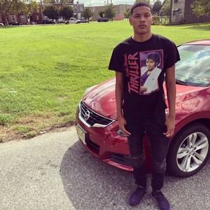 Meet your Posher, Tariq